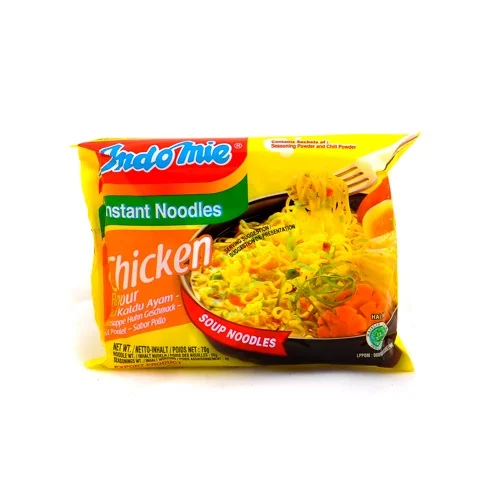 Zupa makaron o smaku kurczaka 70g INDOMIE